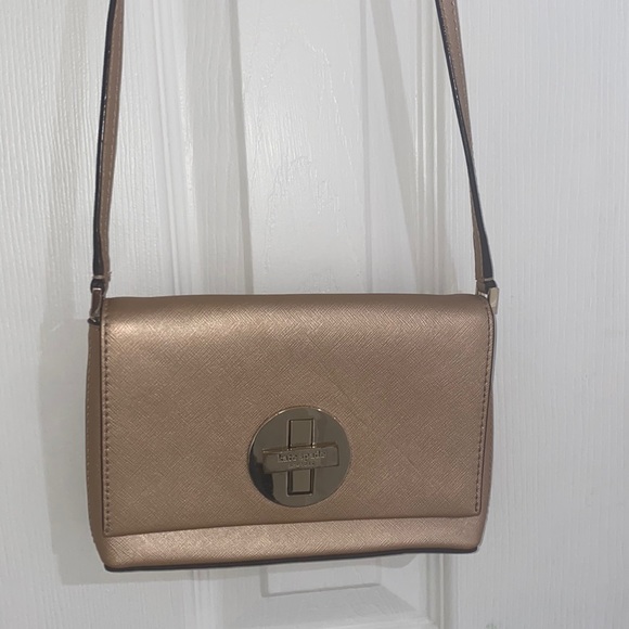 kate spade Handbags - Kate Spade Rose Gold Crossbody Bag